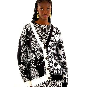 FARM Rio Black & White Mixed Striped Tigers Buttoned Knit Cardigan in Small NWT